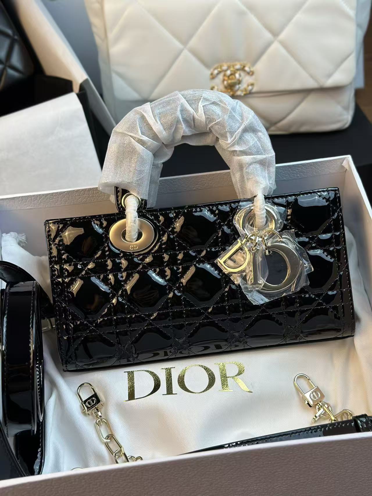 디조이백 스몰 페이던트