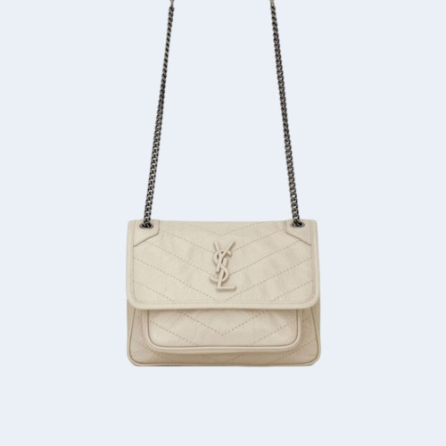 빈티지 니키 베이비백 화이트