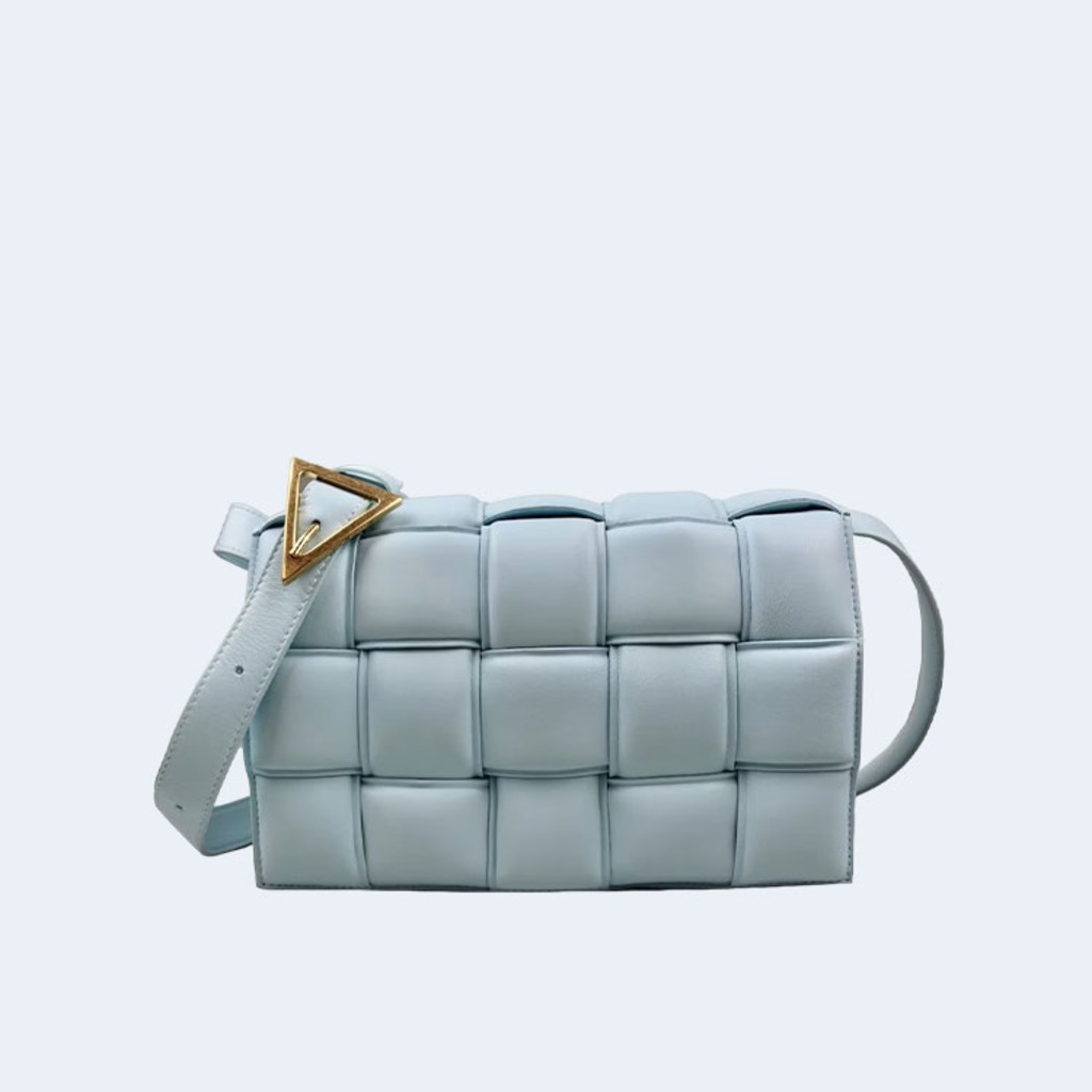 패디드 페일 블루백