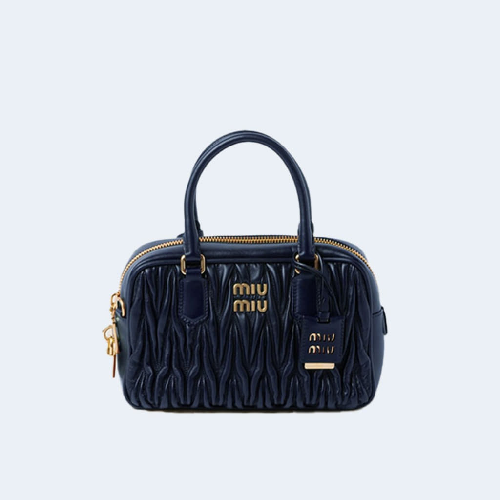 미디움 아르카디 마테라쎄 나파 가죽백 블루