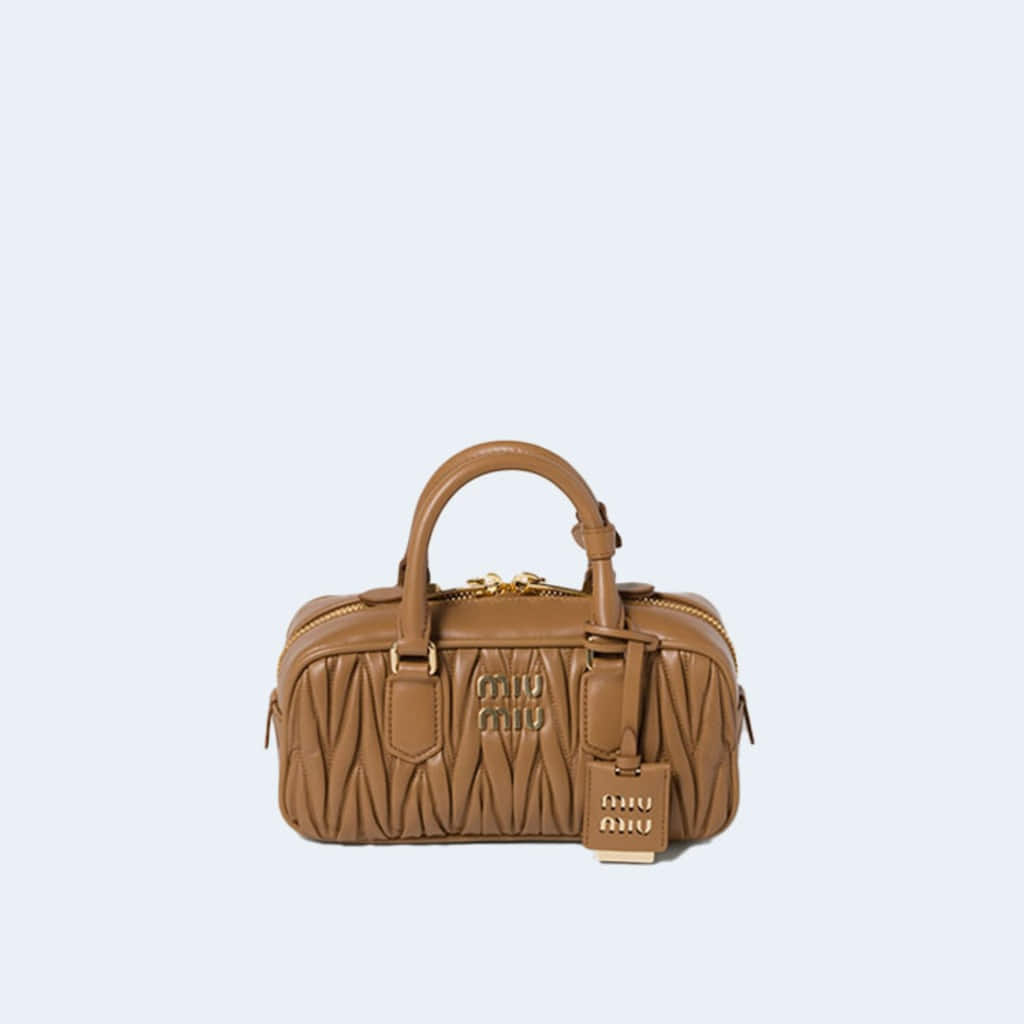 스몰 아르카디 마테라쎄 나파 가죽백 브라운