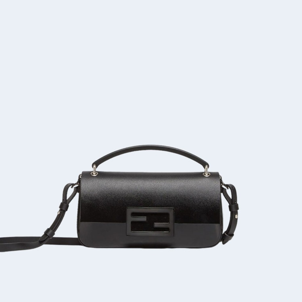 바게트 폰 파우치 올 블랙