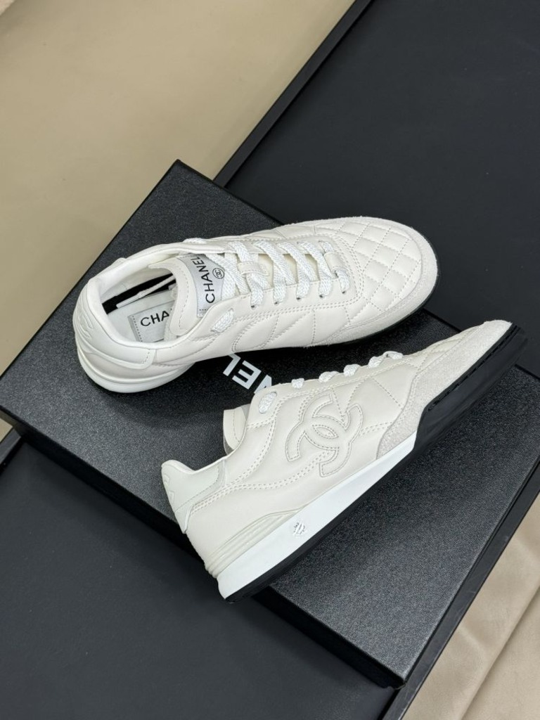 cc로고 스니커즈 운동화 (화이트)