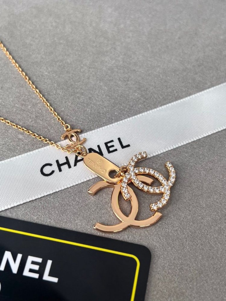 더블 C 다이아몬드 목걸이