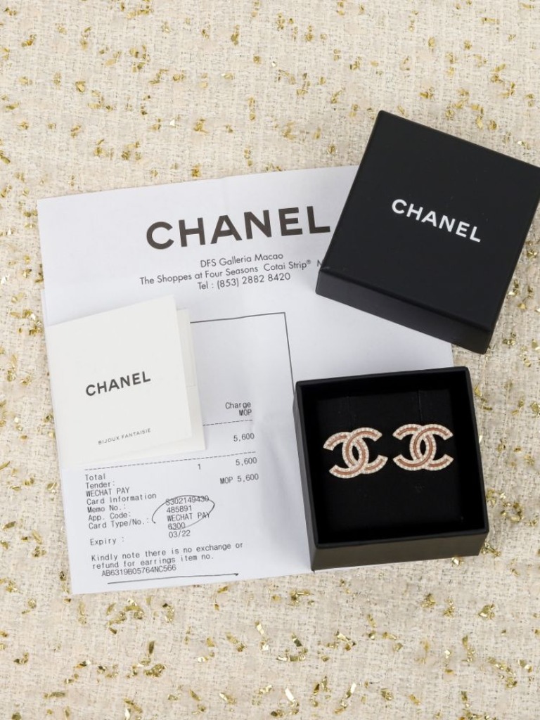 CC 로고 큐빅 이어링