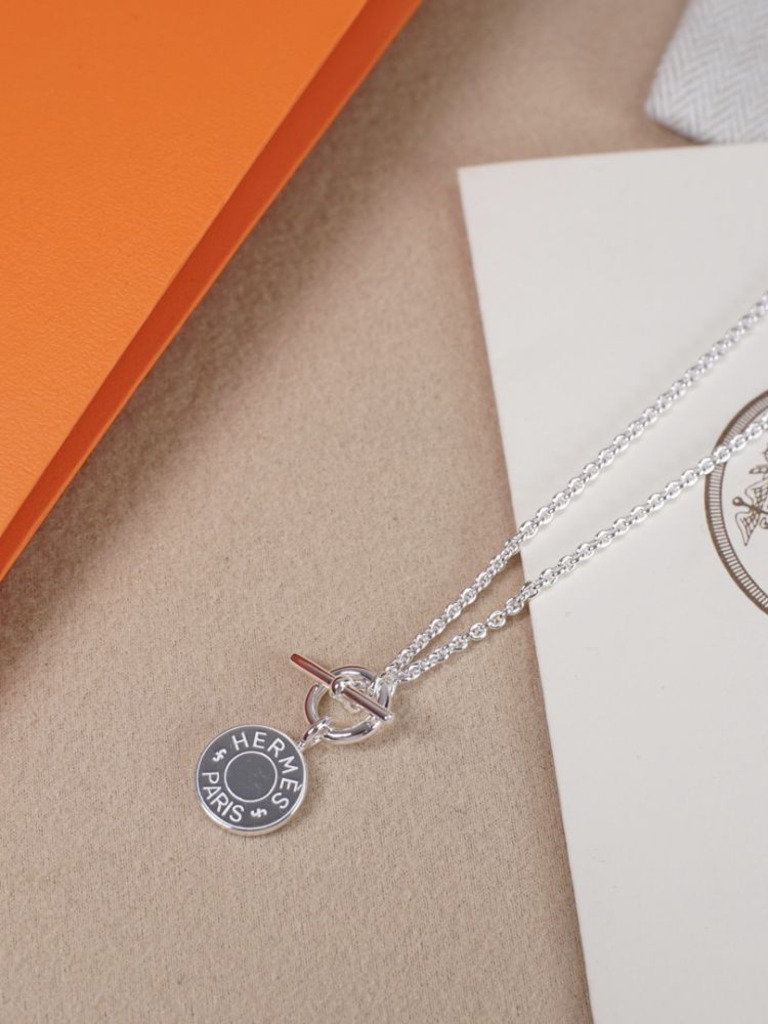 실버 코인 목걸이