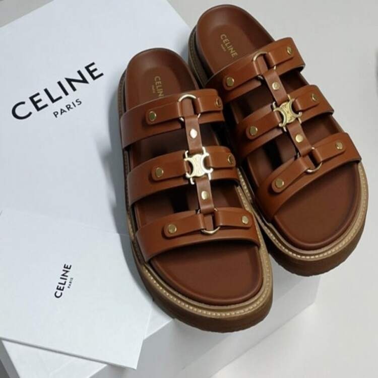 티피 트리오페 슬라이드 샌들 브라운