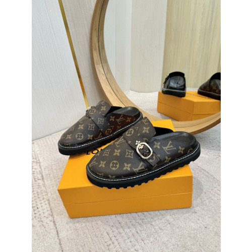 모노그램 버클 뮬 샌들