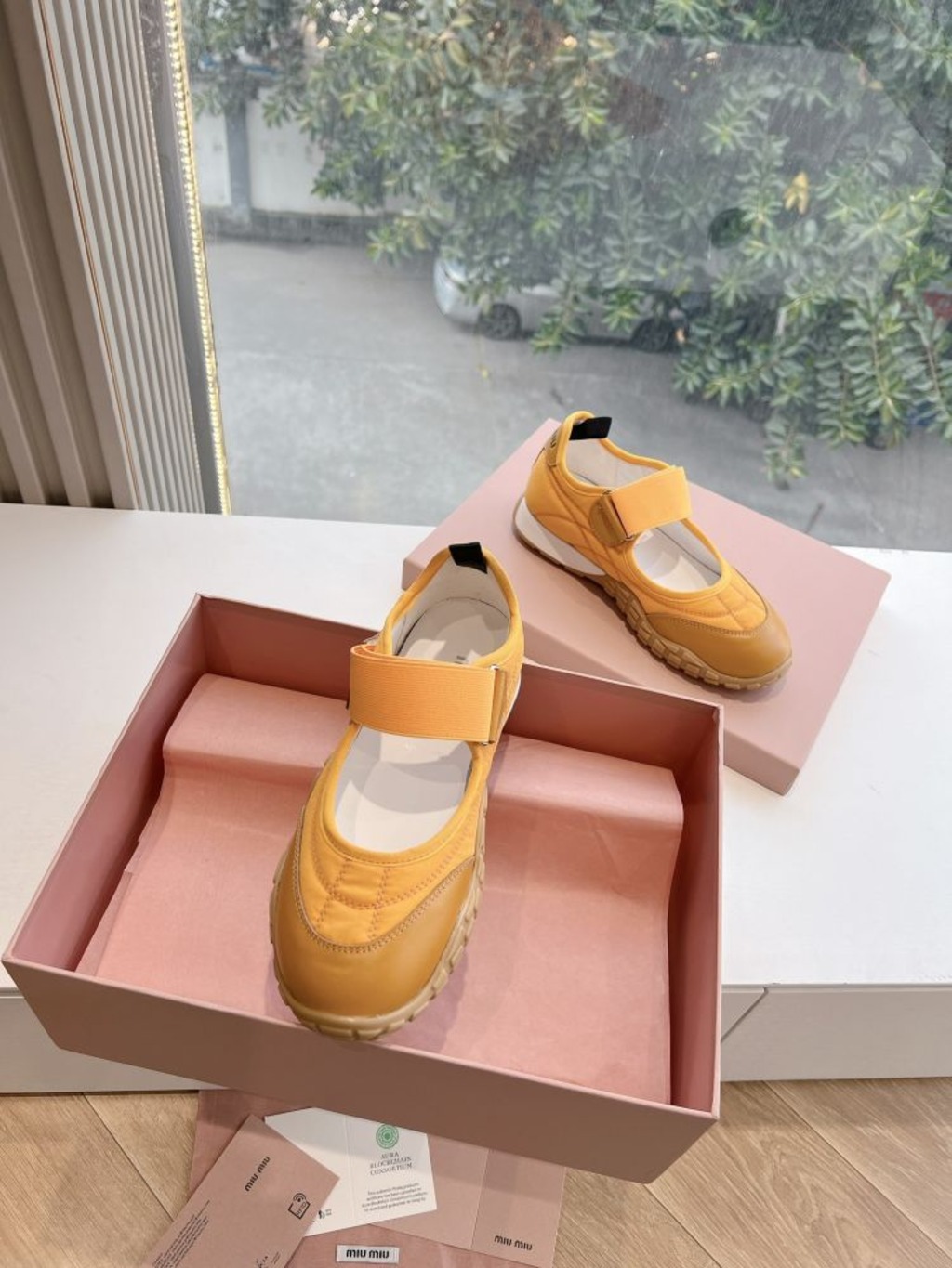 발레리나 스니커즈