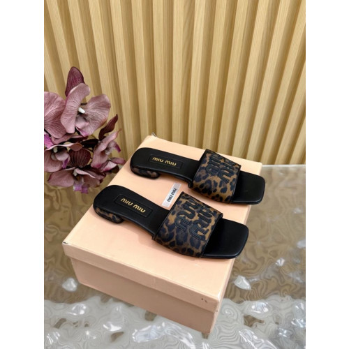 레터링 뮬 슬리퍼