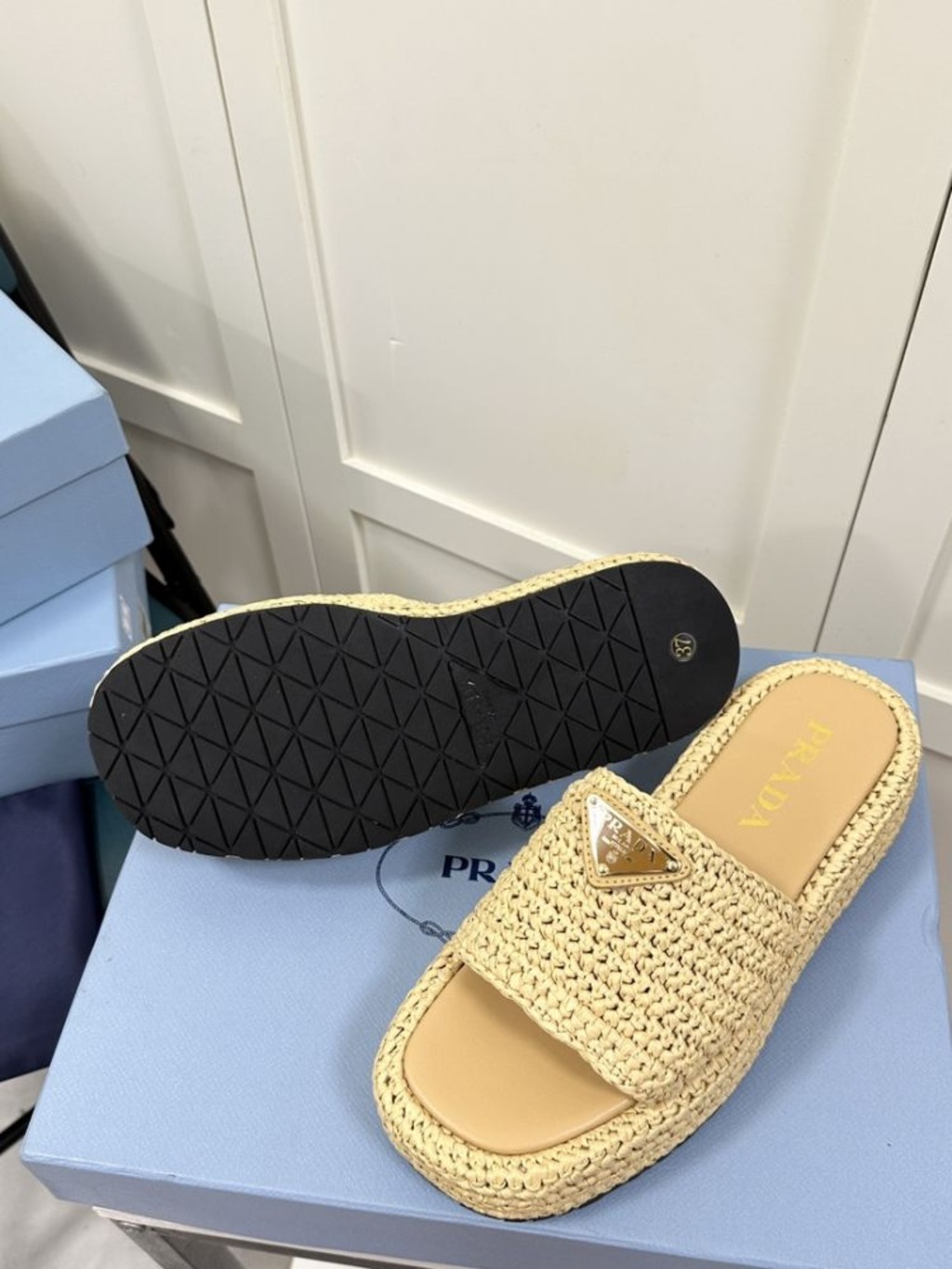 크로셰 플랫폼 슬라이드