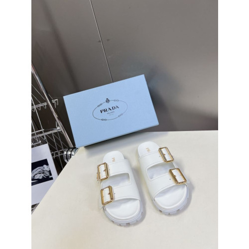 삼각 로고 슬라이드