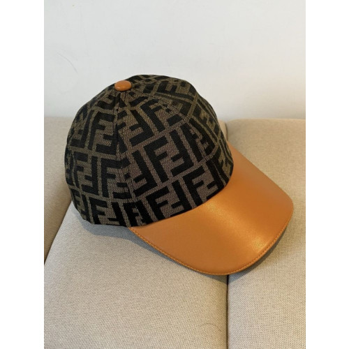 모노그램 레더 트리밍 캡