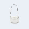 클레오 브러쉬드 레더 플랩 미니백 화이트